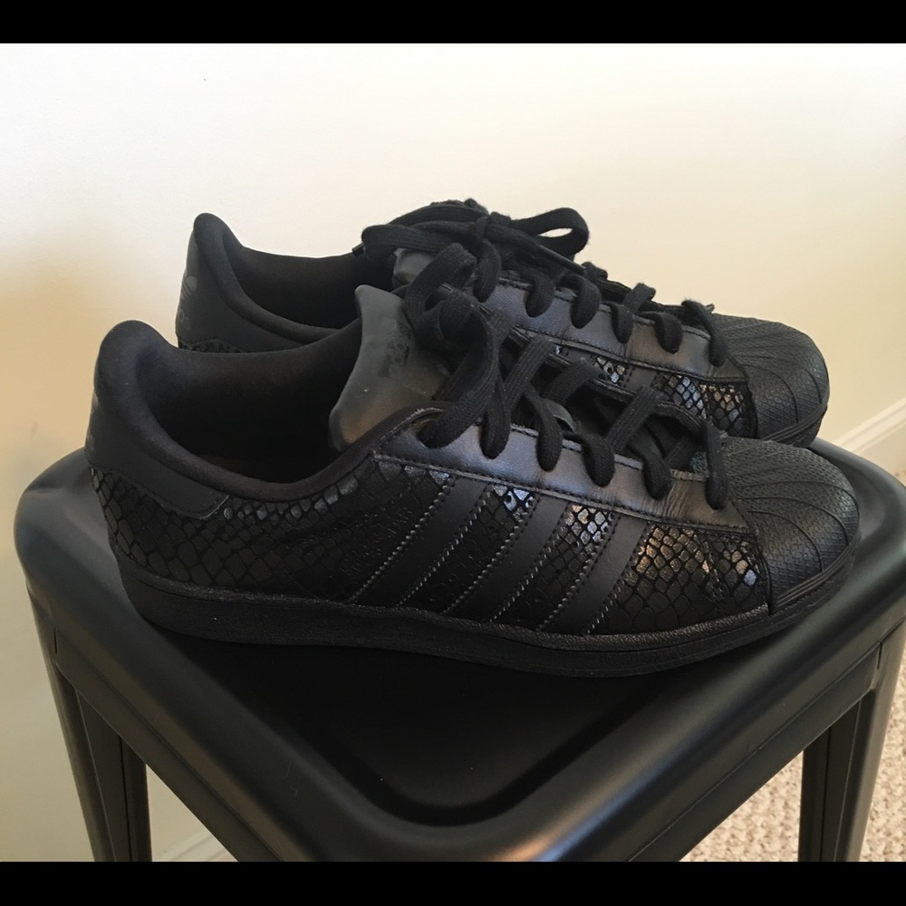 Black snake skin adidas